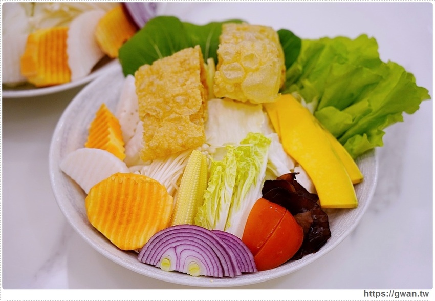 台中超狂屠龍到你家，客製化海鮮服務，一通電話在家吃屠龍大餐！