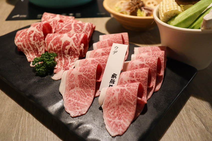 釧井 飛驒牛(海鮮鍋物) (33)