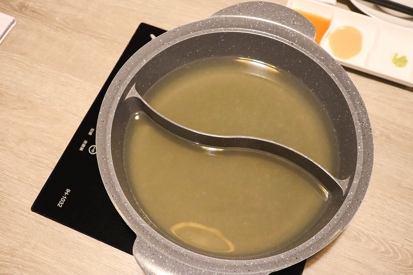 釧井 飛驒牛(海鮮鍋物) (10)