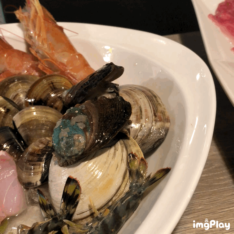 【台北】釧井-日本三大和牛飛驒牛專門店-A5等級全牛+大盛海鮮鍋物