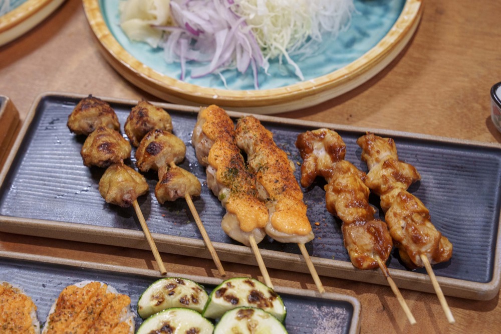 一氣水產居酒屋｜海味鮮度爆棚～串燒平均價格百元以內，下班放鬆聚會秘密基地 · 算命的說我很愛吃