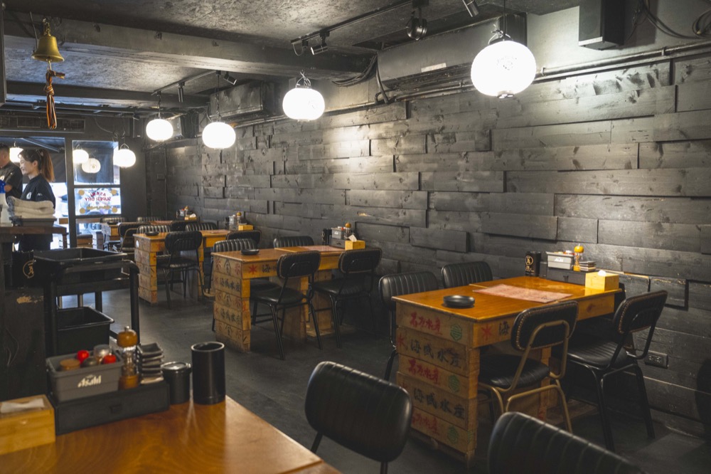 一氣水產居酒屋｜海味鮮度爆棚～串燒平均價格百元以內，下班放鬆聚會秘密基地 · 算命的說我很愛吃