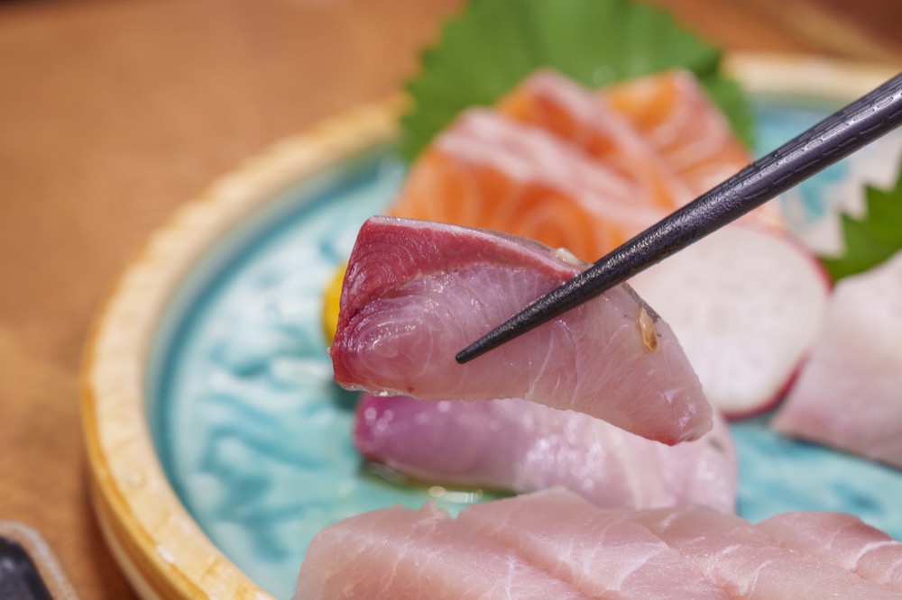 一氣水產居酒屋｜海味鮮度爆棚～串燒平均價格百元以內，下班放鬆聚會秘密基地 · 算命的說我很愛吃