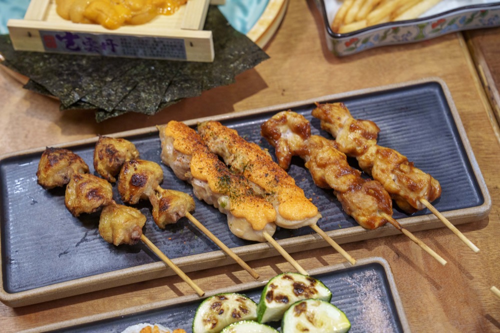 一氣水產居酒屋｜海味鮮度爆棚～串燒平均價格百元以內，下班放鬆聚會秘密基地 · 算命的說我很愛吃