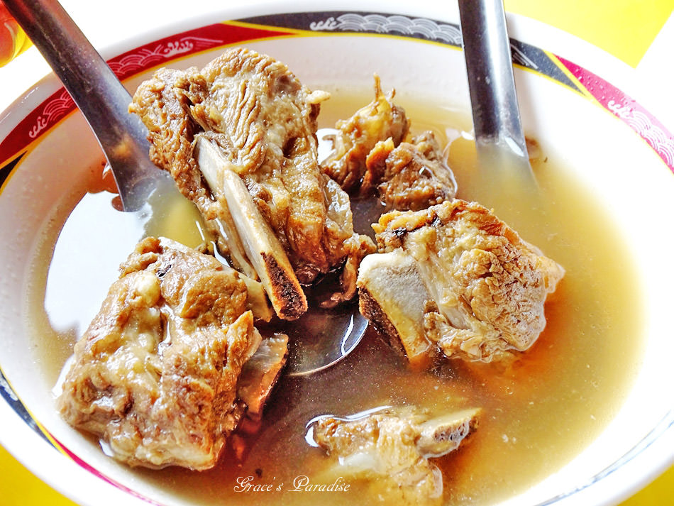 【萬華美食】康定路麻油雞‧當歸豬腳-剝皮寮歷史街區旁，在地快四十年的必吃隱藏版平價美食！