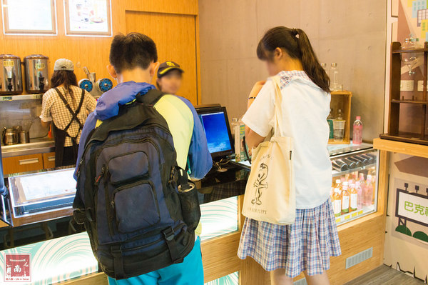 淬自然 巴克禮店：【台南東區】手沖茶飲｜天然滋味｜漸層飲料｜茶氣泡特調｜多口味珍珠~台南淬自然-巴克禮店