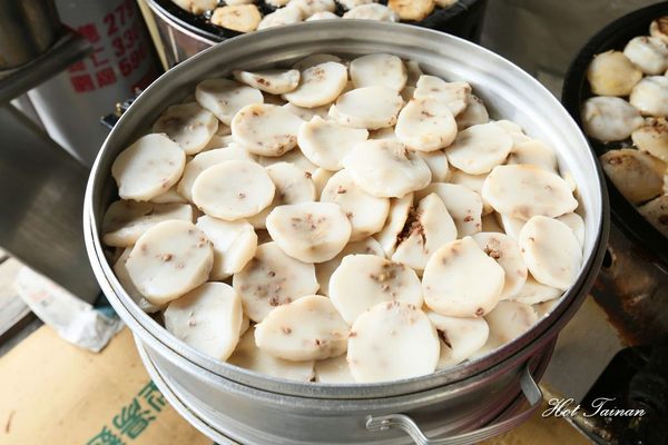 上崙早餐肉粿：【台南美食】一天只營業五小時的人氣早餐店！糙米漿蛋餅獨門吃法好新鮮：上崙早餐肉粿