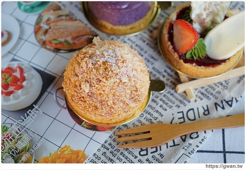 馥漫新品小蛋糕，百元有找，月底前加購飲料再半價