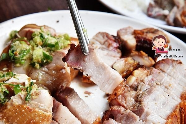 桃園中壢美食-及第燒臘便當-原班底老店重新開幕,拚盤大份量超實在 @民宿女王芽月-美食.旅遊.全台趴趴走