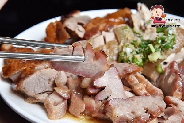 桃園中壢美食-及第燒臘便當-原班底老店重新開幕,拚盤大份量超實在 @民宿女王芽月-美食.旅遊.全台趴趴走