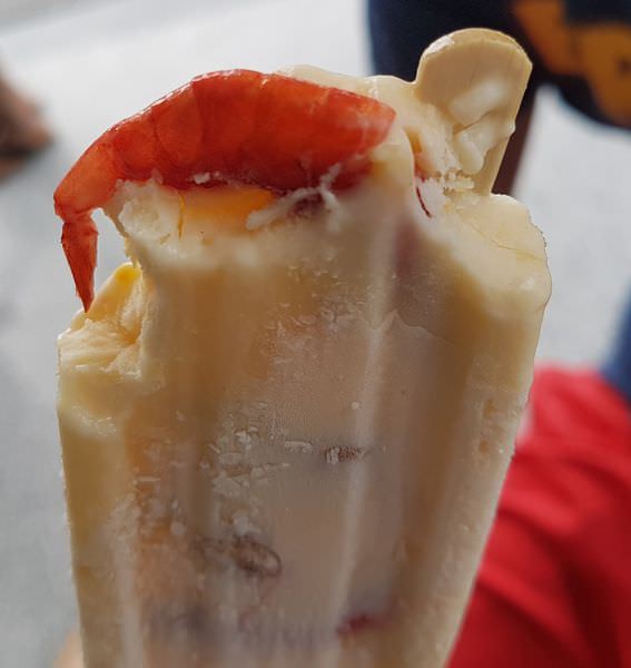 [台南]安平 古早味枝仔冰｜呷冰拉｜芳苑冰棒的分店｜安平蝦冰好奇妙的口感～詠純冰品