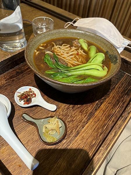 《桃園❤️鶯歌》鶯歌老街上生意超好的簡餐店Tea Day喝茶