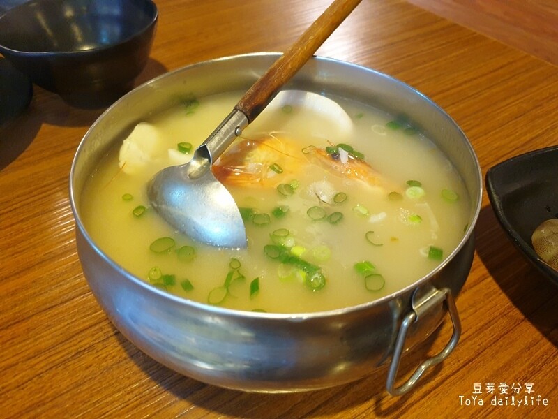 香香燒肉工坊|位於豐原的燒肉+火鍋吃到飽 🌱豆芽愛吃在台中