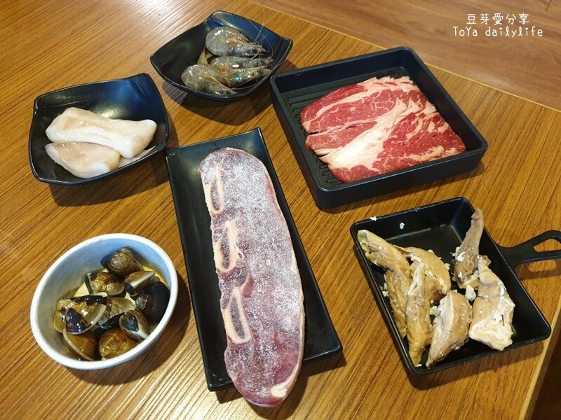 香香燒肉工坊|位於豐原的燒肉+火鍋吃到飽 🌱豆芽愛吃在台中