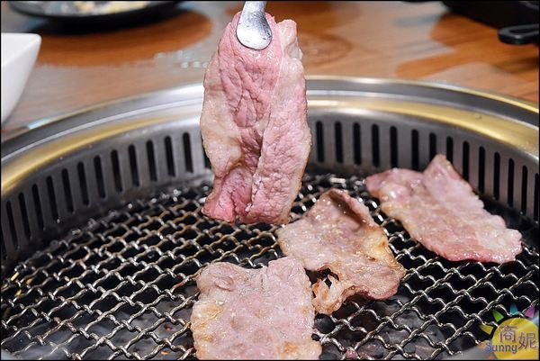 香香燒肉工坊:豐原吃到飽~香香燒肉工坊 日式禪風燒肉服務好不怕客人吃相當優質