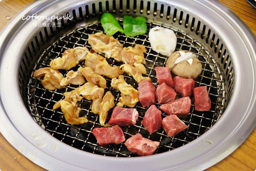 中秋烤肉免煩惱,台中豐原香香燒肉吃到飽通通幫你準備好,網美冰淇淋也是吃免驚