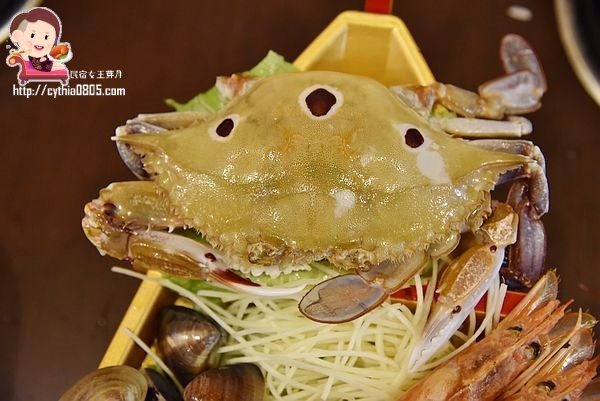 桃園夜市美食-大匠作健康湯鍋-安徽麻辣火鍋好新奇，湯頭實在好喝極了!! (邀約) @民宿女王芽月-美食.旅遊.全台趴趴走