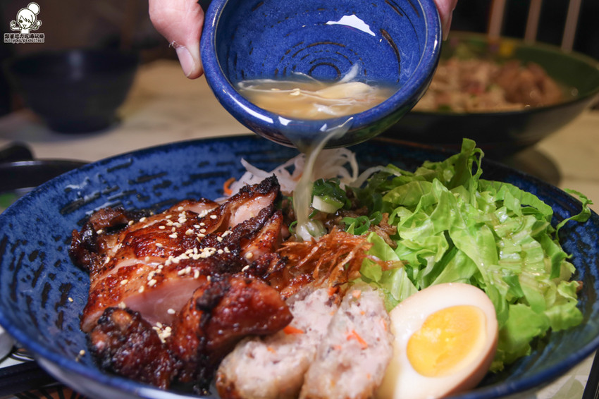 小越廚 越南料理 冰滴咖啡 越式小吃