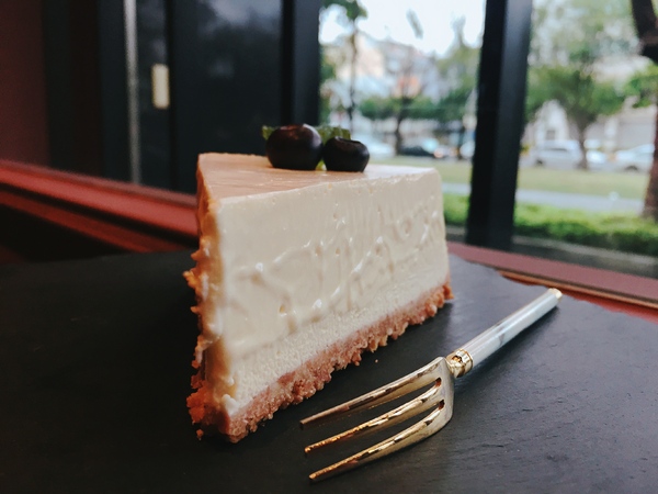 米約Millau Dessert/Wine:米約Millau Dessert/Wine---午茶時段提供甜點/咖啡/輕食(晚間變身餐酒館(ノ◕ヮ◕)ノ*:・゚✧