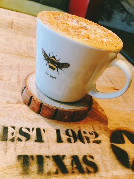 米約Millau Dessert/Wine:米約Millau Dessert/Wine---午茶時段提供甜點/咖啡/輕食(晚間變身餐酒館(ノ◕ヮ◕)ノ*:・゚✧