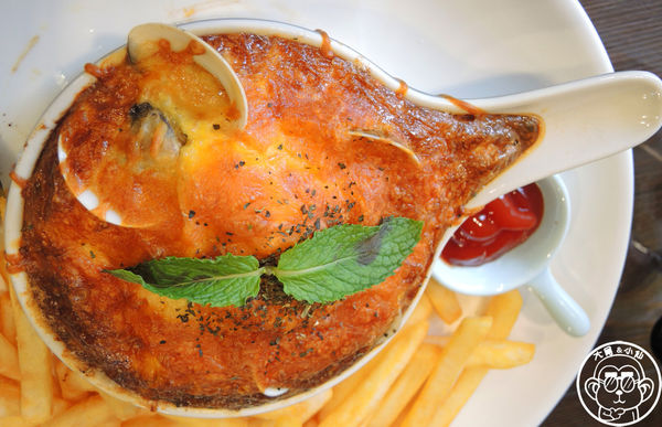 Fun Life - Gelato。Cats。Café:呷飽祙【新北板橋・Fun Life - Gelato。Cats。Café】新開寵物餐廳