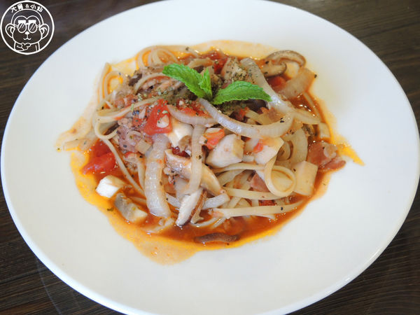 Fun Life - Gelato。Cats。Café:呷飽祙【新北板橋・Fun Life - Gelato。Cats。Café】新開寵物餐廳