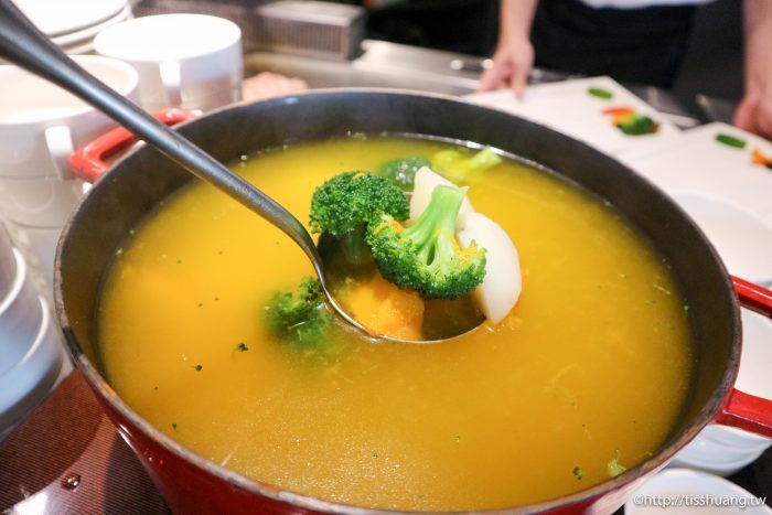 捷運行天宮站美食｜戀戀日光Sunshine Teppanyaki｜530元起鐵板燒吃到飽餐廳推薦