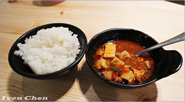 大同町：《中壢丼飯》堪稱最高CP值的肉多多雙併系列丼飯/日式豬排/吃飽也吃得很精彩/ 『大同町 - 平價日式豬排、炸雞塊丼飯 專賣』