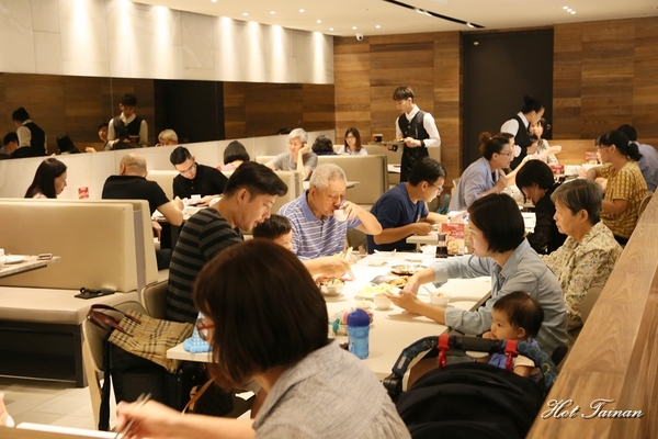 漢來上海湯包:【台南美食】漢來上海湯包進駐南紡購物中心!全台第二間分店落腳台南~
