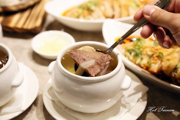 漢來上海湯包:【台南美食】漢來上海湯包進駐南紡購物中心!全台第二間分店落腳台南~