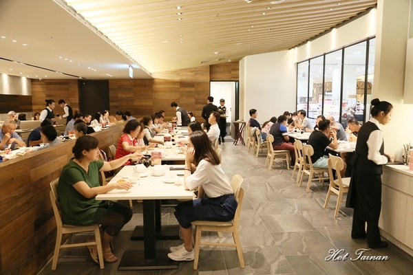 漢來上海湯包:【台南美食】漢來上海湯包進駐南紡購物中心!全台第二間分店落腳台南~