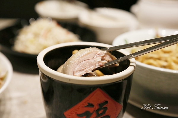 漢來上海湯包:【台南美食】漢來上海湯包進駐南紡購物中心!全台第二間分店落腳台南~