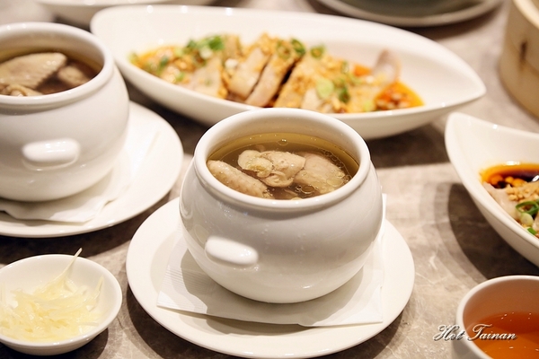 漢來上海湯包:【台南美食】漢來上海湯包進駐南紡購物中心!全台第二間分店落腳台南~