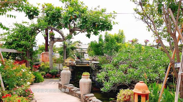 35145160_1819675488053663_6372020704480591872_n