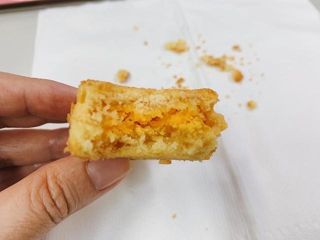 超人氣中秋伴手禮推薦｜小潘鳳凰酥、鳳梨酥、蛋黃酥｜板橋最出名的排隊美食