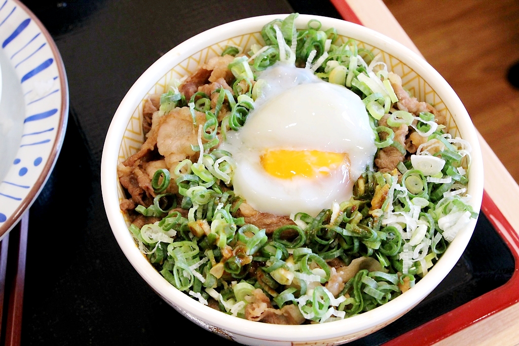 台中西屯，すき家 Sukiya台中店開幕啦!主打平價丼飯，要來搶攻大家的胃啦! - 微笑Joe幸運