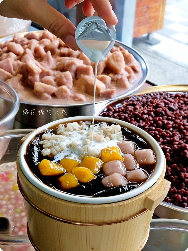 正宗黑糖剉冰老店-津香黑糖剉冰芒果季開打啦!愛文芒果、津香黑糖整個絕配！