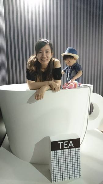 色廊展color gallery：高雄~色廊展 color gallery~大膽玩色彩~15種主題場景~好拍到不要不要的~