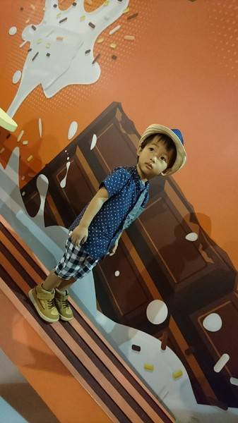 色廊展color gallery：高雄~色廊展 color gallery~大膽玩色彩~15種主題場景~好拍到不要不要的~