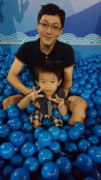 色廊展color gallery：高雄~色廊展 color gallery~大膽玩色彩~15種主題場景~好拍到不要不要的~