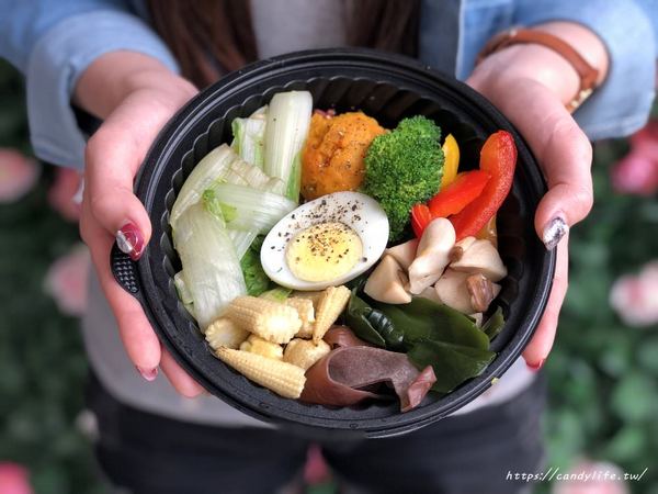 隨主飡法式水煮專賣(台中黎明店):台中美食│隨主飡法式水煮專賣-台中黎明店〃低卡、低脂、低油鹽的特色餐盒,健康美味無負擔~