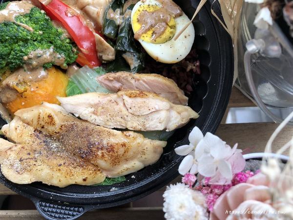 隨主飡法式水煮專賣(台中黎明店):台中美食│隨主飡法式水煮專賣-台中黎明店〃低卡、低脂、低油鹽的特色餐盒,健康美味無負擔~