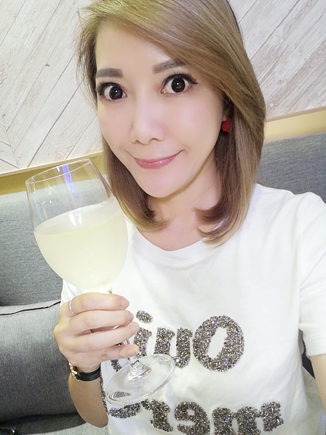 [南京三民站美食]Mr.雲創意食堂(附菜單)/創意烤饅頭+雲朵造型餐點好拍又好吃/交通方便價格實惠的捷運美食