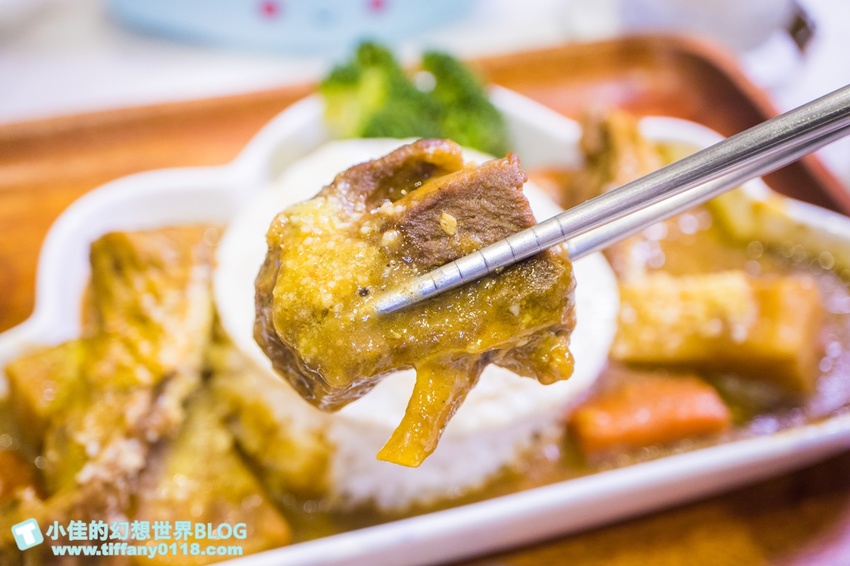 [南京三民站美食]Mr.雲創意食堂(附菜單)/創意烤饅頭+雲朵造型餐點好拍又好吃/交通方便價格實惠的捷運美食