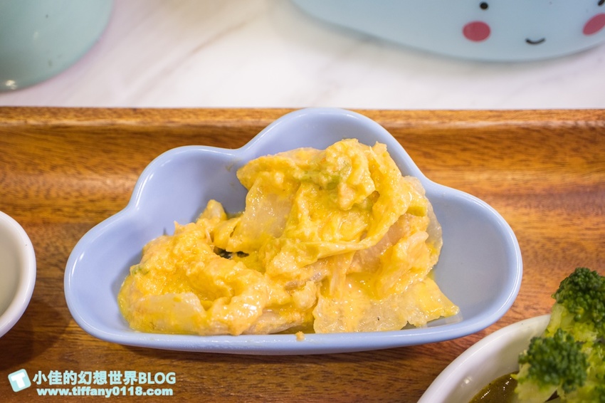 [南京三民站美食]Mr.雲創意食堂(附菜單)/創意烤饅頭+雲朵造型餐點好拍又好吃/交通方便價格實惠的捷運美食