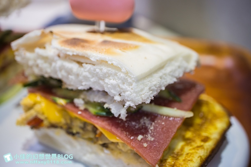 [南京三民站美食]Mr.雲創意食堂(附菜單)/創意烤饅頭+雲朵造型餐點好拍又好吃/交通方便價格實惠的捷運美食