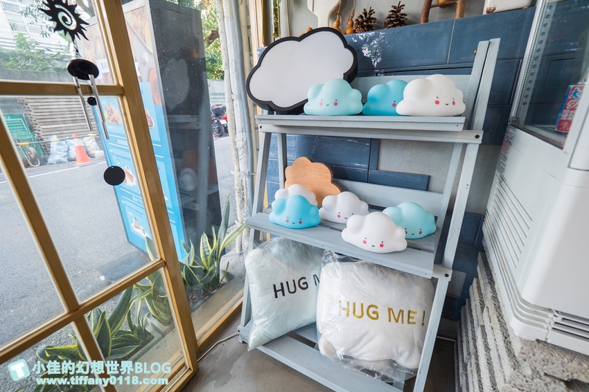 [南京三民站美食]Mr.雲創意食堂(附菜單)/創意烤饅頭+雲朵造型餐點好拍又好吃/交通方便價格實惠的捷運美食