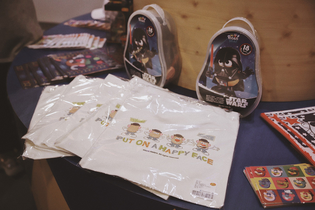 EF609FDE-31EA-4E7F-A65C-0B42D6C66B3D