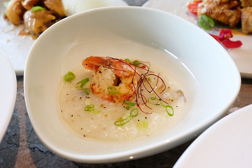 台中美食 | 佐賀野仁 / 日本和牛極緻燒肉放題。全台最狂吃到飽,整頭日本三大和牛「近江牛」讓你吃免驚! @蹦啾♥謝蘿莉 La vie heureuse