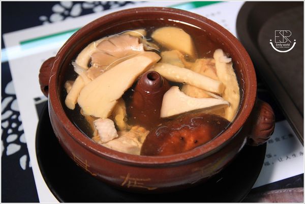 滇味鮮 雲南汽鍋雞 (26)